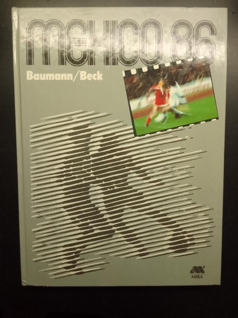 Football MEXICO 86 Baumann Beck TBE, Enlèvement ou Envoi, Utilisé