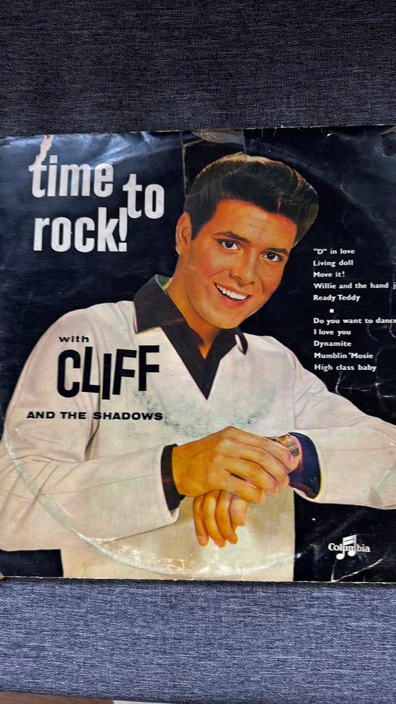 Cliff Richard and the Shadows : time to rock, Enlèvement ou Envoi, Utilisé