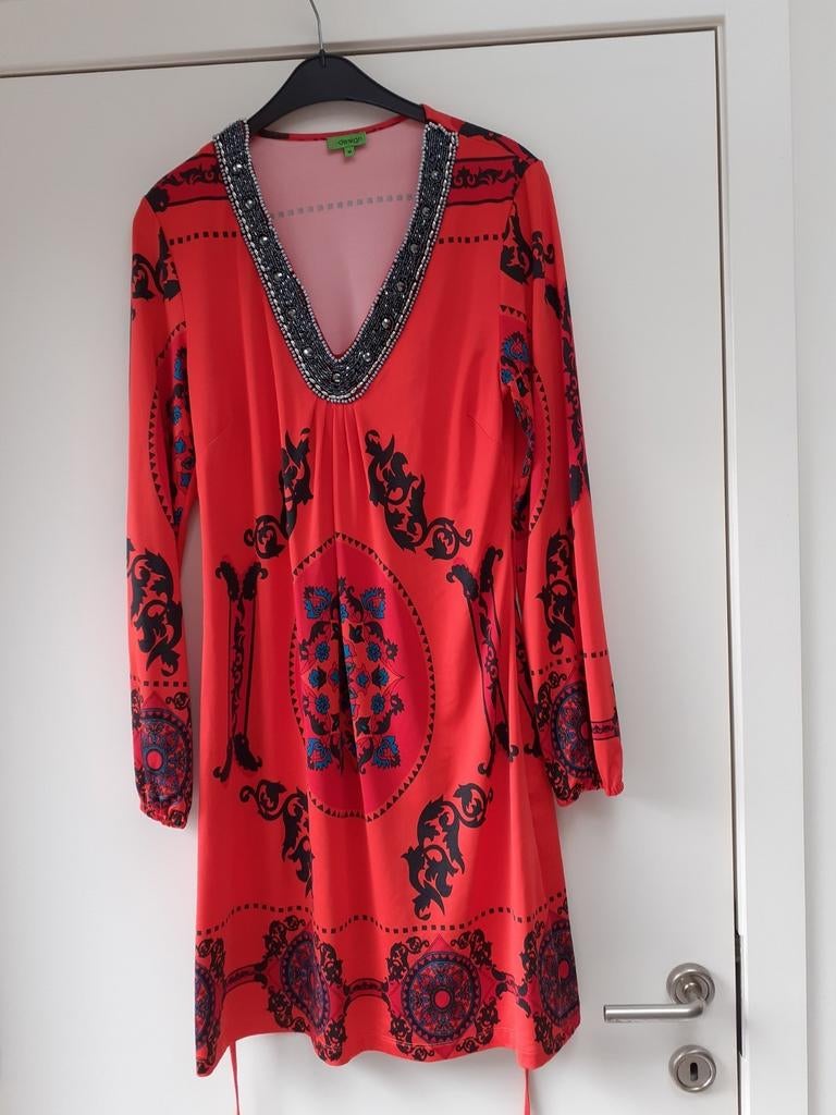 Rood kleedje  van  K-Design  maat  medium., Maat 38/40 (M), K-design, Ophalen of Verzenden, Zo goed als nieuw