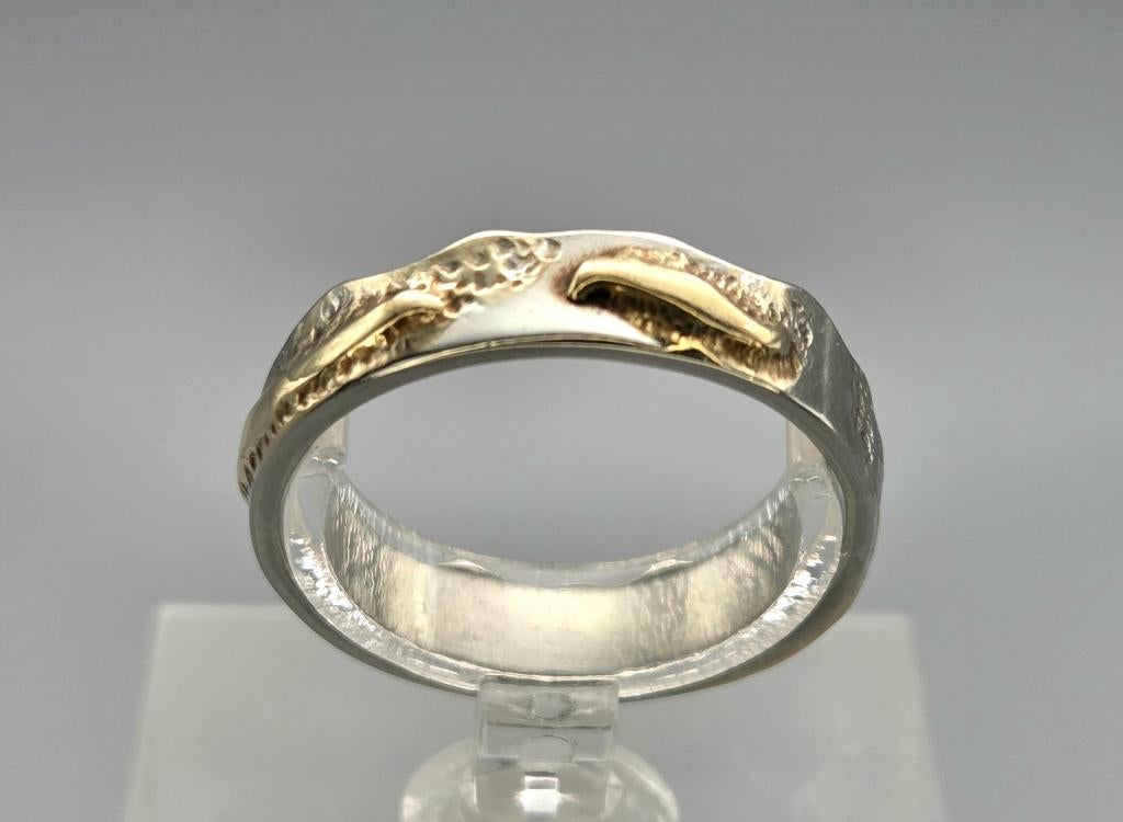 Gouden Vintage bi-color design ring. 2025/869., Verzenden, Zo goed als nieuw, 17 tot 18, Dame