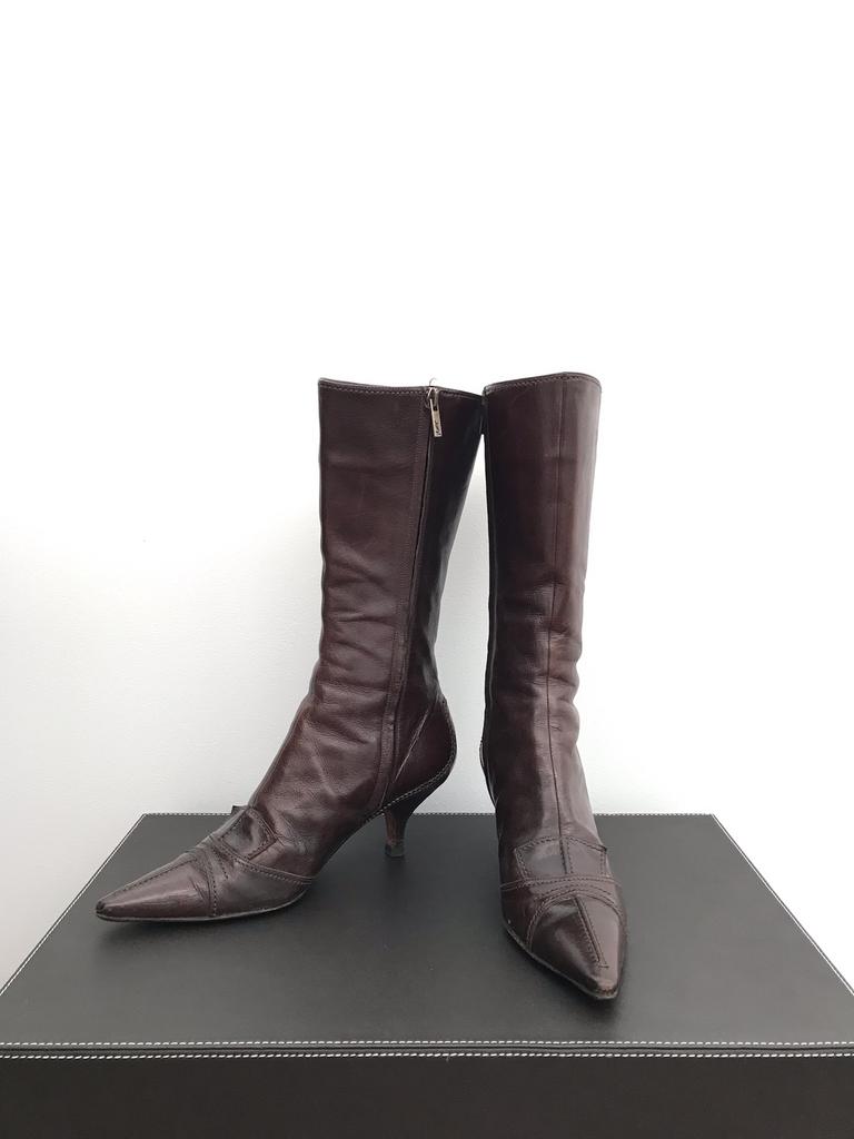 Bottes YVES SAINT LAURENT (37 / Made in Italy), Vêtements | Femmes, Chaussures, Bottes hautes, Enlèvement ou Envoi