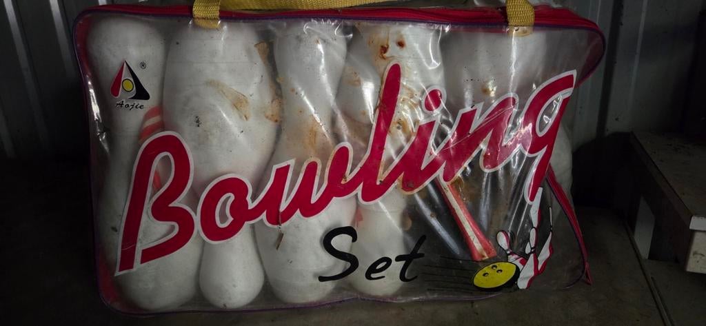 Set de bowling, Enlèvement