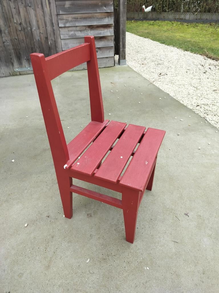 Gratis Houten kinderstoel, Tuin en Terras, Ophalen