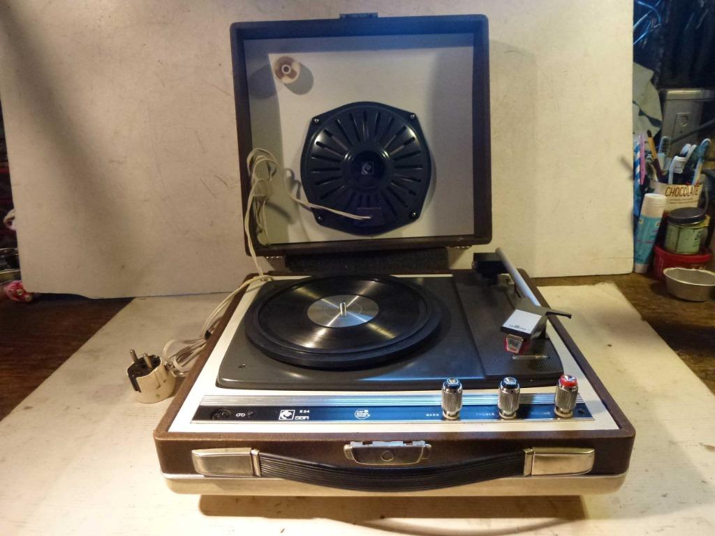 tourne disque portatif marque Belge SBR type E-24 , Enlèvement ou Envoi, Reconditionné, Tourne-disque, Autres marques