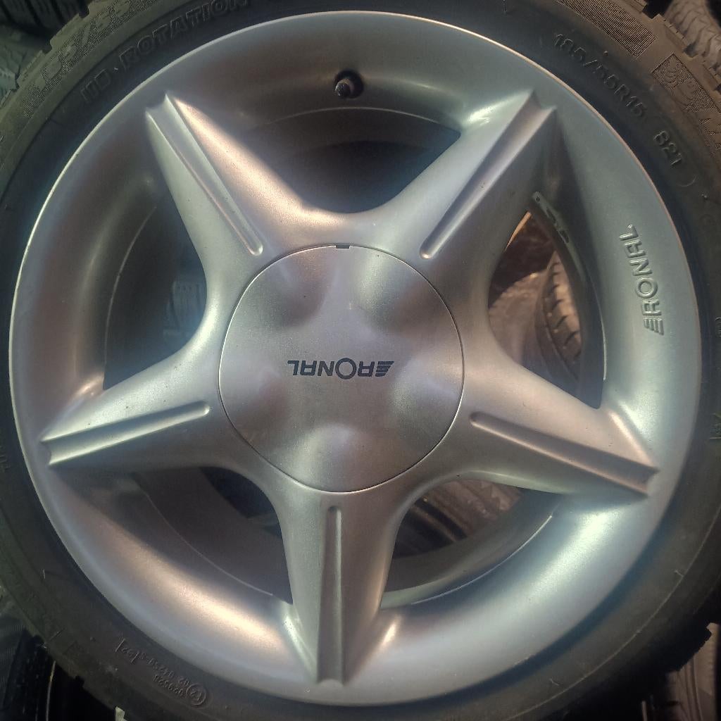 Velgen met winterbanden Nissan NV200, Auto-onderdelen, Gebruikt, 15 inch, Velg(en), Ophalen