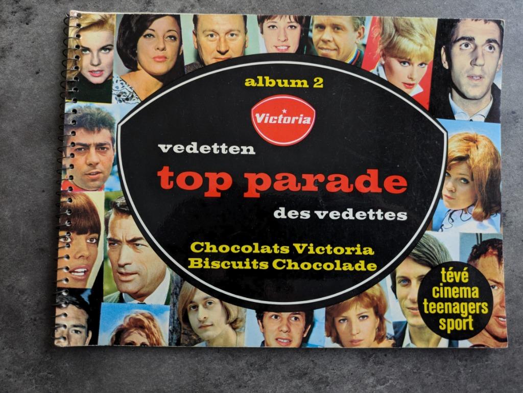 Décoration VEDETTEN PARADE ENTIÈREMENT VIDE VICTORIA ALBUM N, Envoi, Comme neuf, Photo