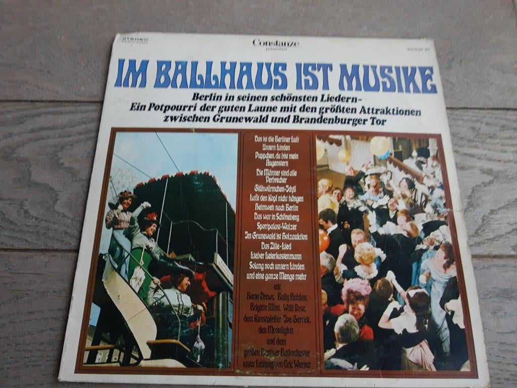 Sur : Im Ballhaus ist Musike, Enlèvement ou Envoi, Comme neuf