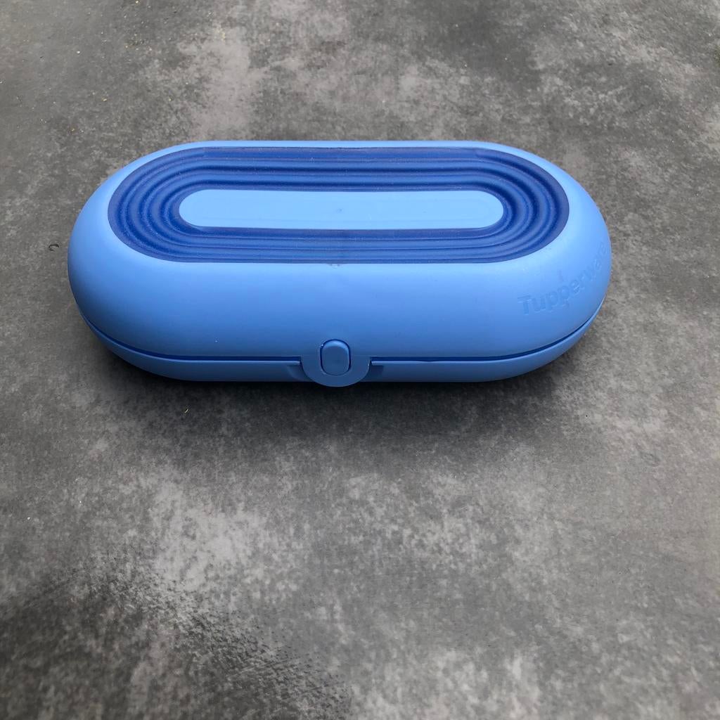 Tupperware ovalen bewaardoosje, Ophalen of Verzenden, Zo goed als nieuw