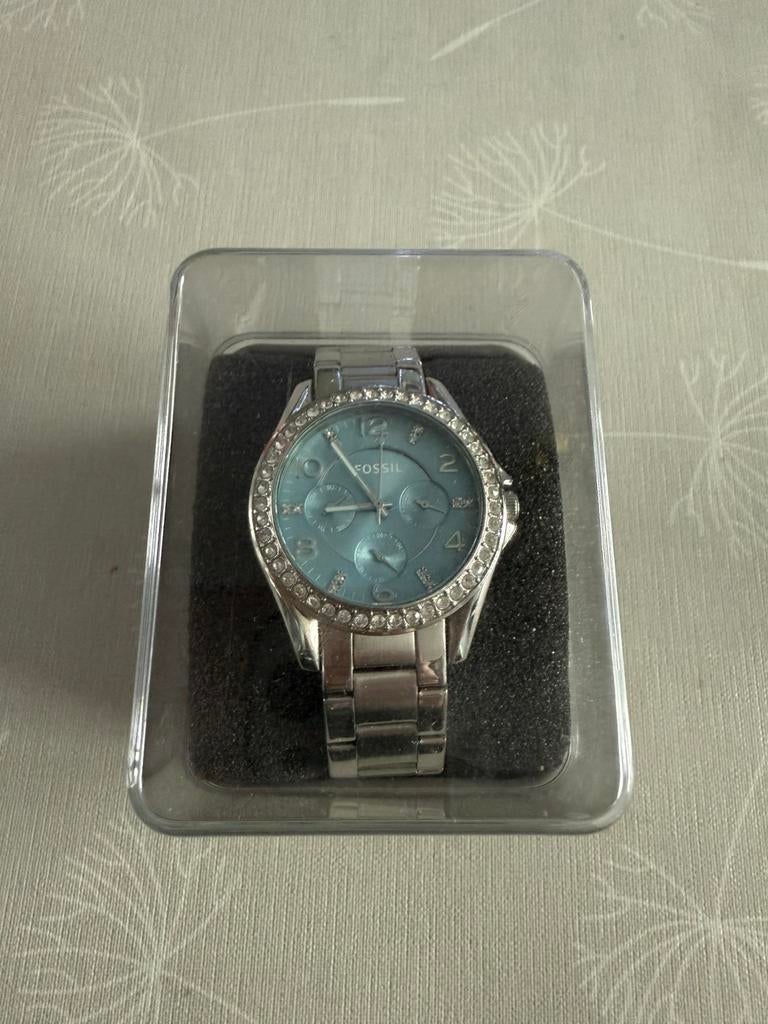 Fossil vrouwen horloge Riley, Bijoux, Sacs & Beauté, Montres | Femmes, Montre-bracelet, Enlèvement ou Envoi, Fossil, Comme neuf
