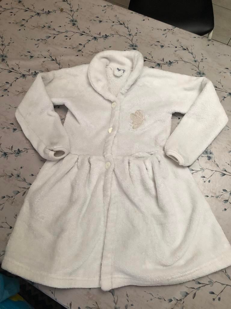 Crèmekleurige kamerjas, Folieke, maat 116, Kinderen en Baby's, Nacht- of Onderkleding, Meisje, Ophalen of Verzenden, Zo goed als nieuw