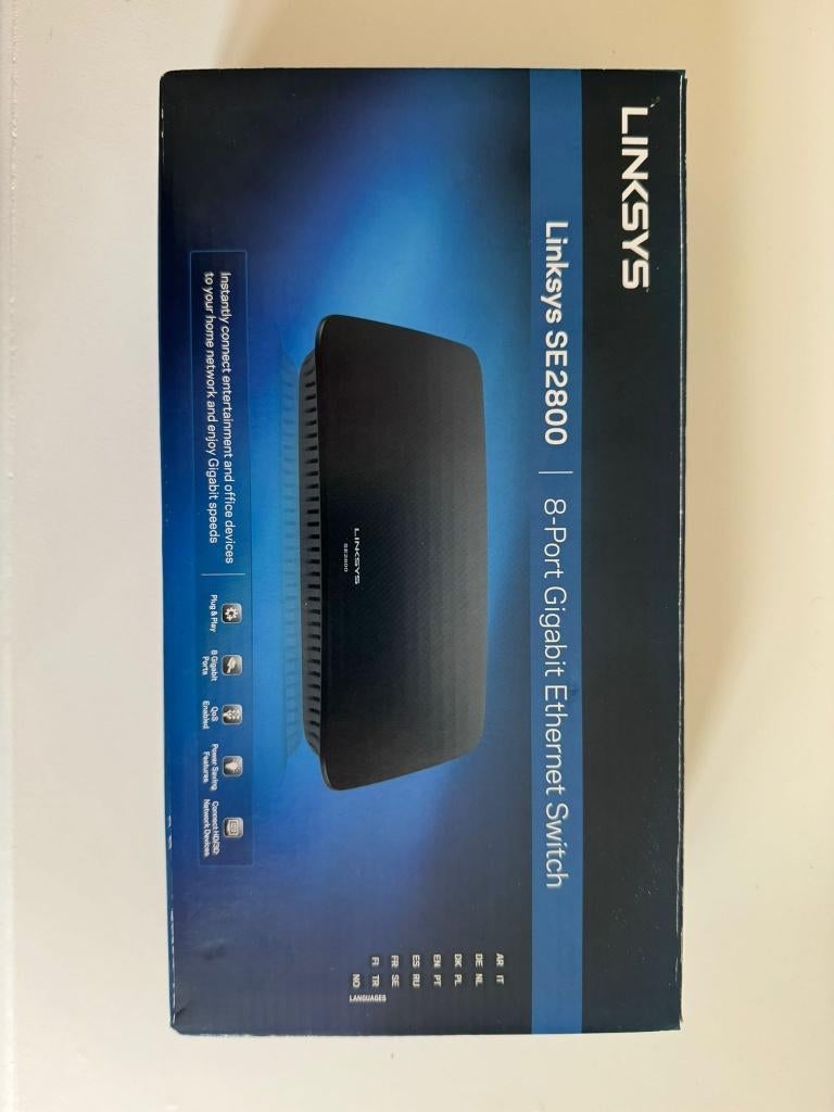 Linksys SE2800, Computers en Software, Netwerk switches, Ophalen of Verzenden, Gebruikt