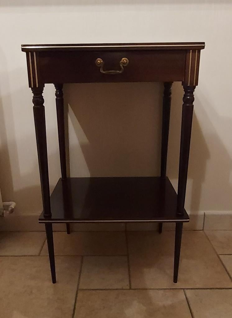 mahoniehouten vintage tafeltje, Antiek en Kunst, Ophalen of Verzenden