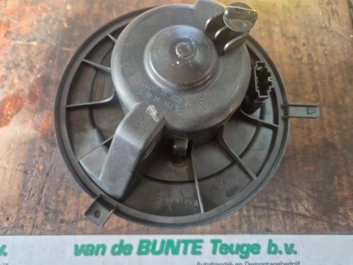 Moteur de ventilation chauffage d'un Volkswagen Golf, Volkswagen, -, 3 mois de garantie, Utilisé