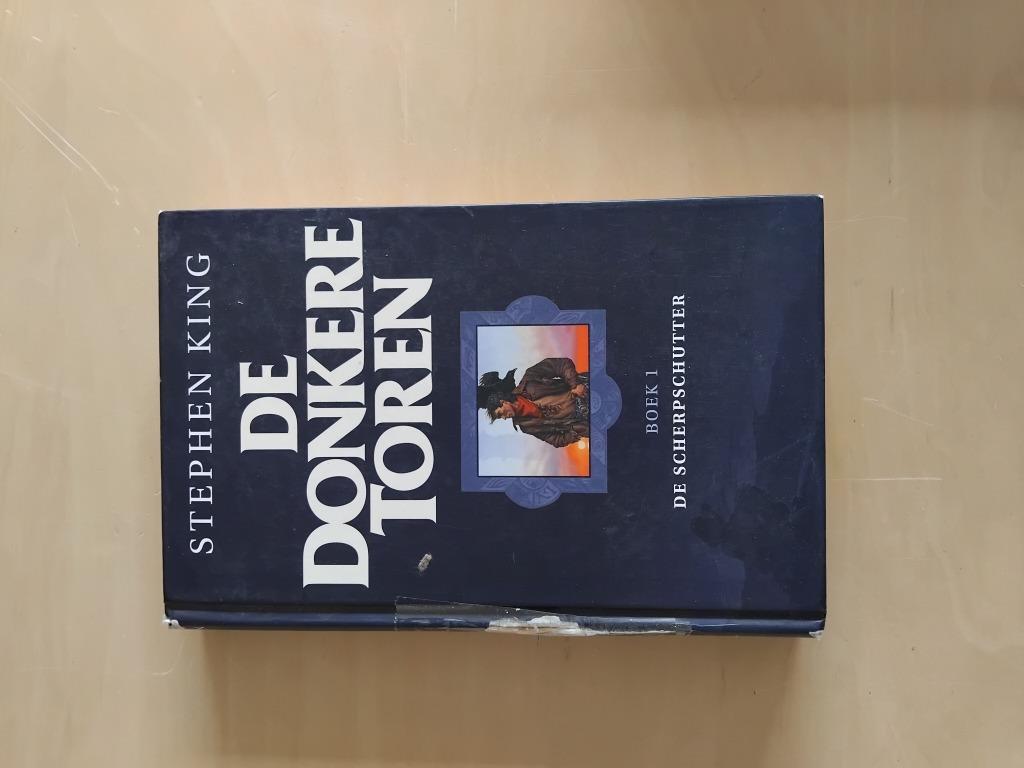 Boek De donkere toren, boek 1 - Stephen King, Boeken, Ophalen of Verzenden
