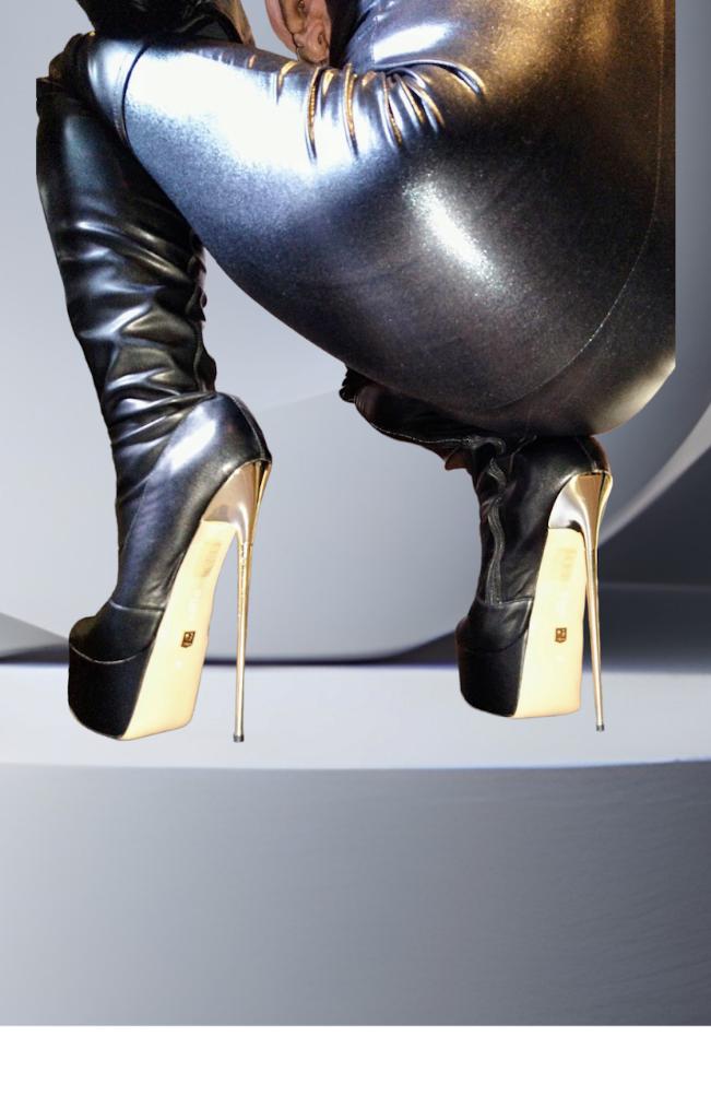 super hoge hakken, Vêtements | Femmes, Chaussures, Comme neuf, Bottes hautes, Noir, Enlèvement