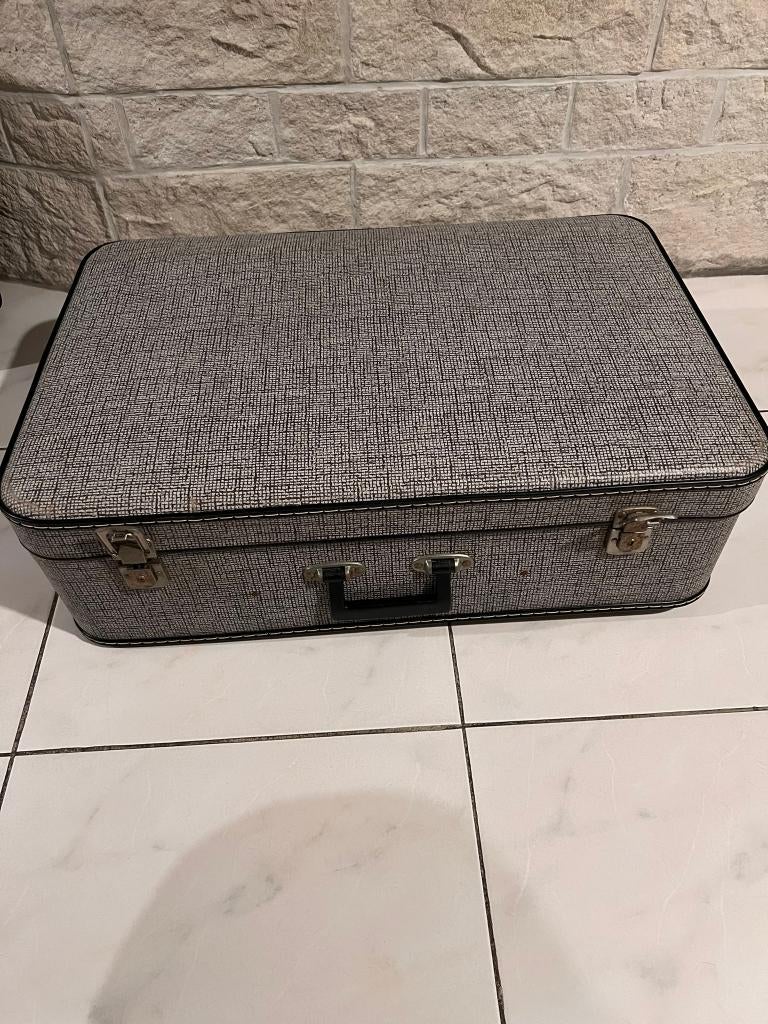 Vintage reiskoffers 3- delig , grijs groot formaat, Ophalen of Verzenden, Overige typen