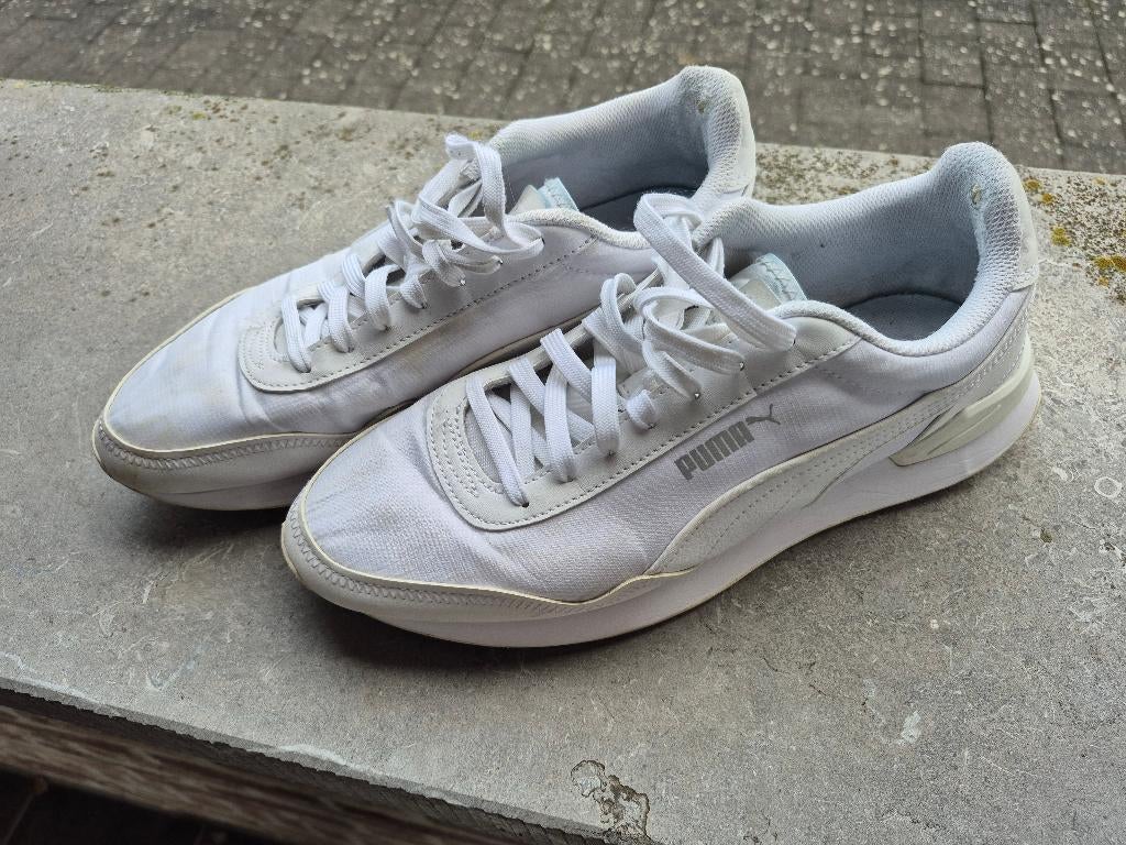 Sneakers Puma maat 45, Kleding | Heren, Schoenen, Ophalen, Puma, Wit, Zo goed als nieuw