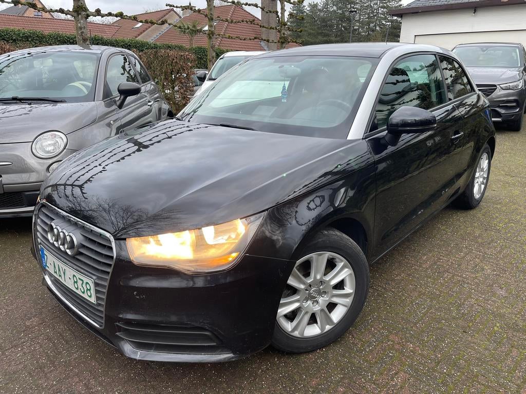 A1 1.6 TDi 3drs/AIRCO!!!!!!, Auto's, Stof, A1, Zwart, Zwart