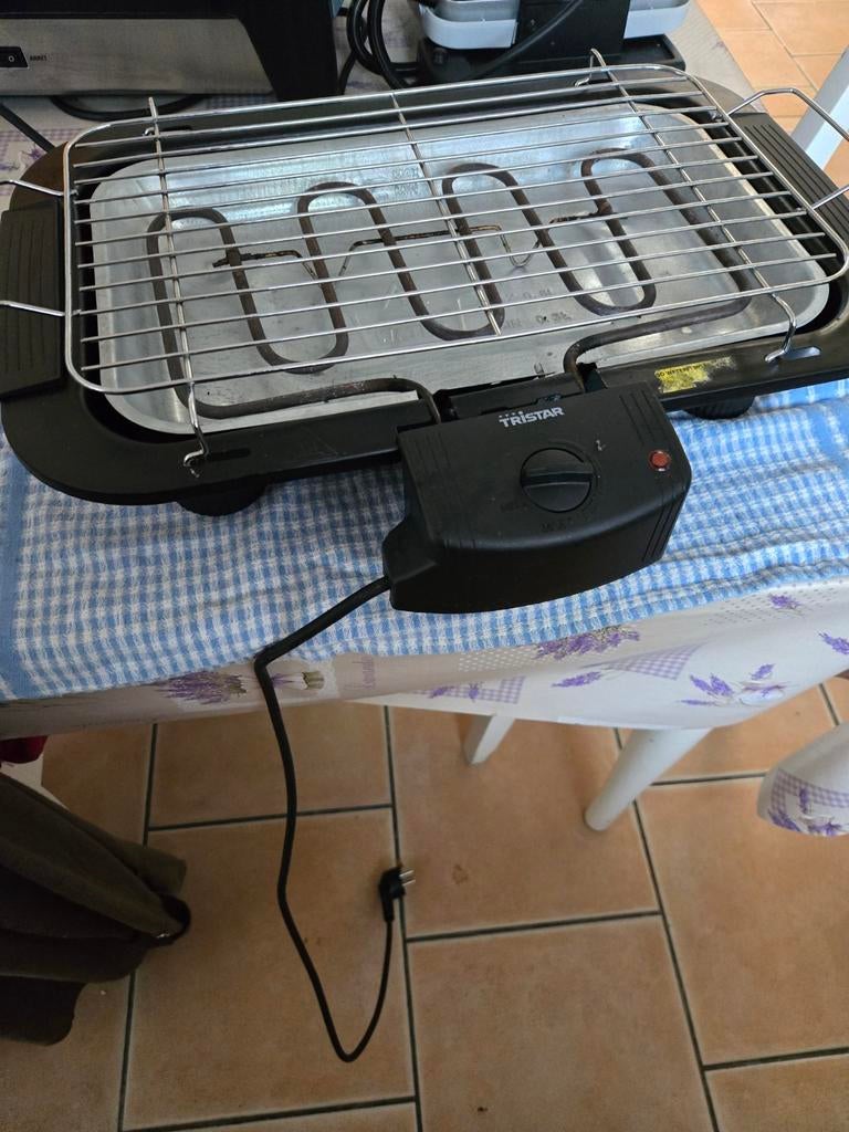 Barbecue  electrique, Enlèvement, Comme neuf