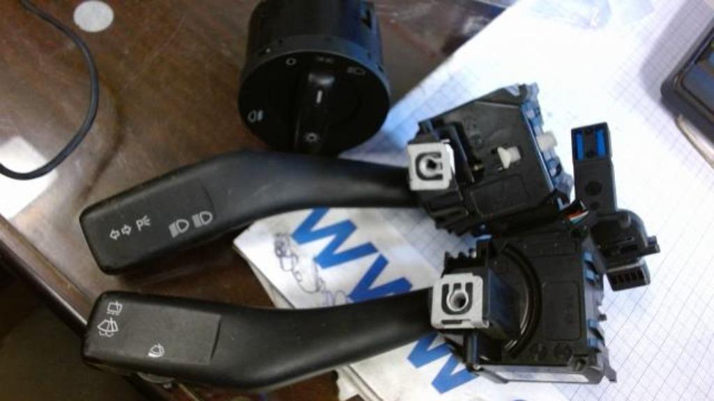 Commodo Seat Leon ANP80H012B (291), Ophalen of Verzenden, Gebruikt, Seat