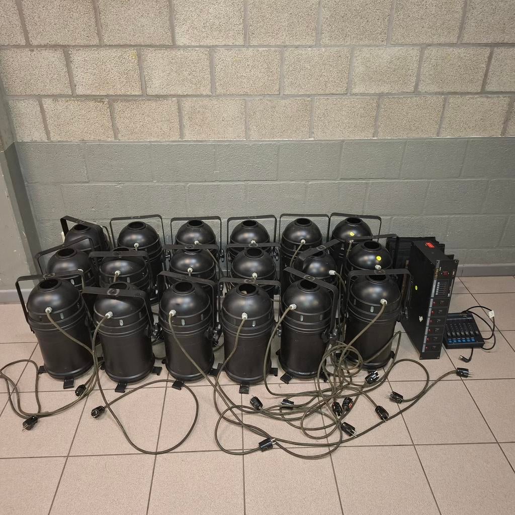 Par 64 met dimmer op 380volt en dimpaneel, Ophalen