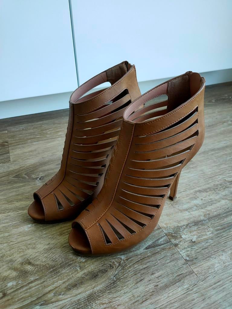 Pumps Nada, Ophalen of Verzenden, Gedragen