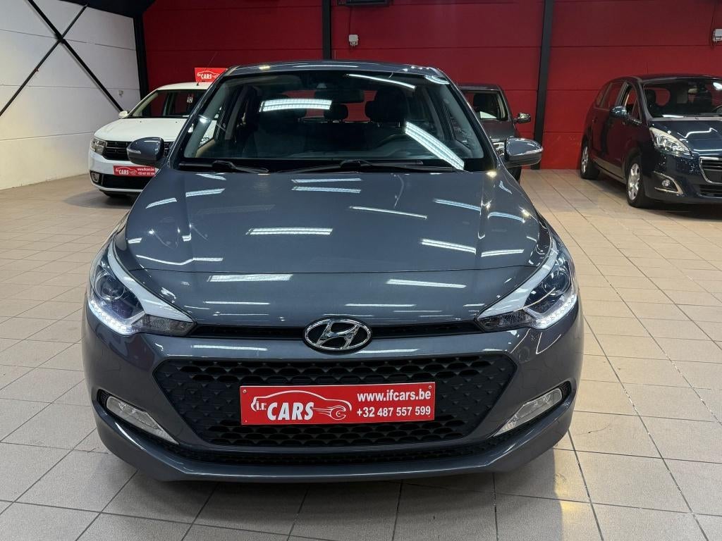 **HYUNDAI I20**AUTOMATIQUE**CLIMATISATION**1.PROPRIÉTAIRE**, Argent ou Gris, Achat, Entreprise, 5 portes