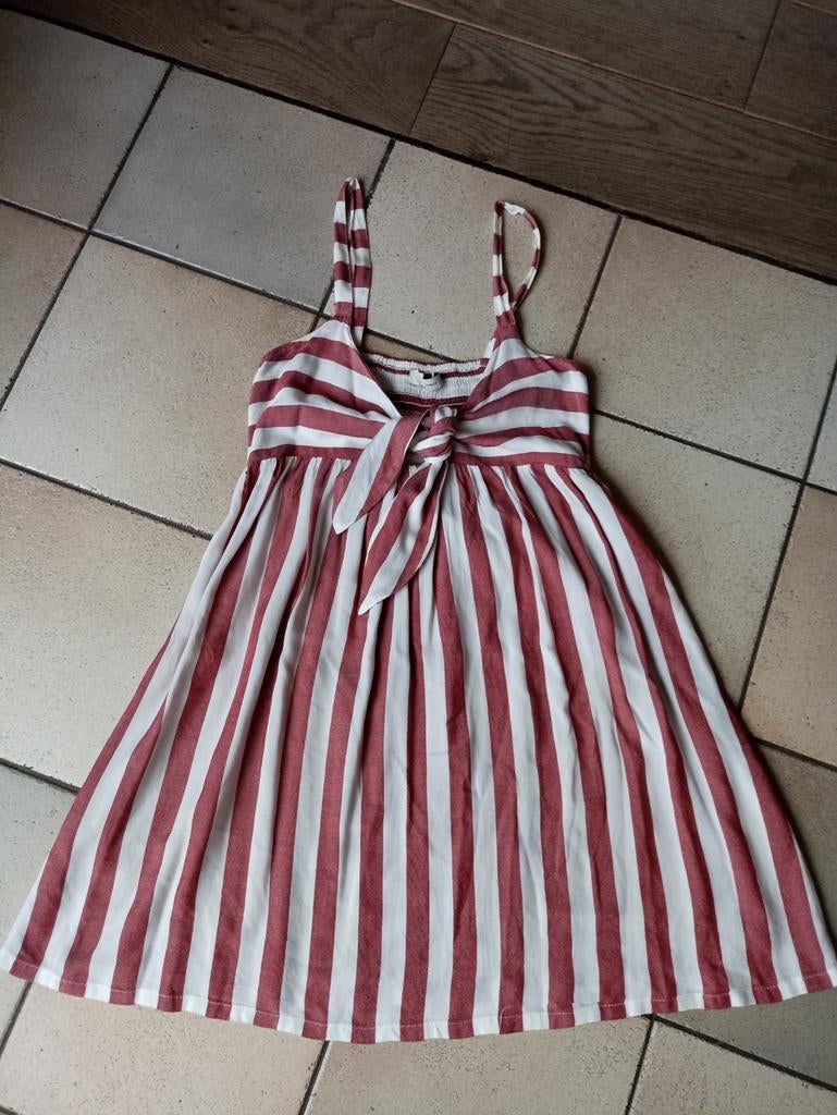 Robe bordeaux Only taille 34, Vêtements | Femmes, Only, Enlèvement ou Envoi, Au-dessus du genou, Comme neuf