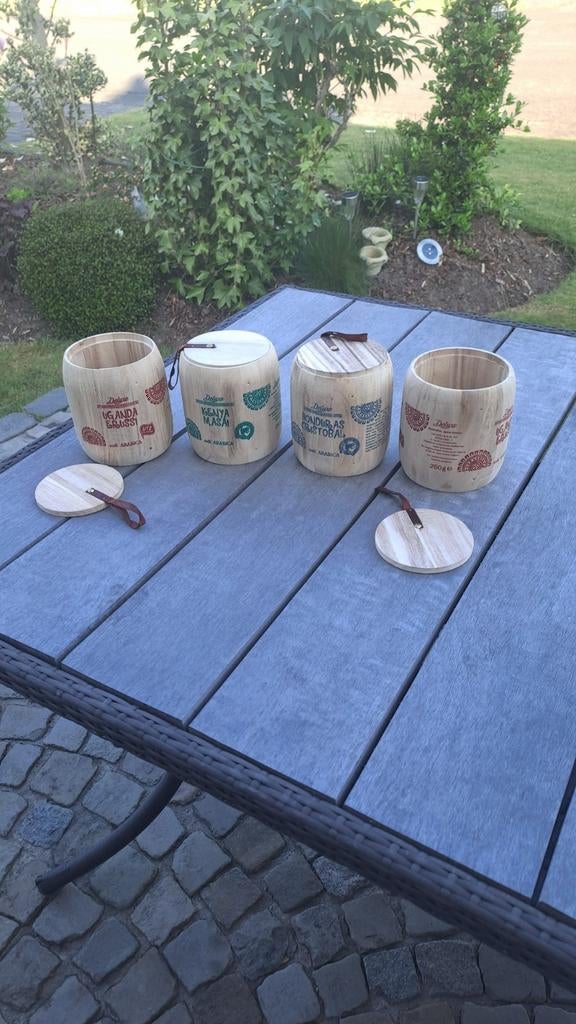 Houten koffiedozen, Ophalen, Gebruikt