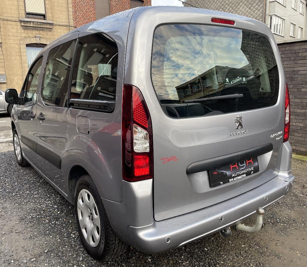PEUGEOT PARTNER TEPEE 7 PL 1.6 HDI EURO 6 OK ZONES LEZ CT OK, Auto's, Peugeot, Bedrijf, Te koop, Partner, ABS, Airbags, Airconditioning