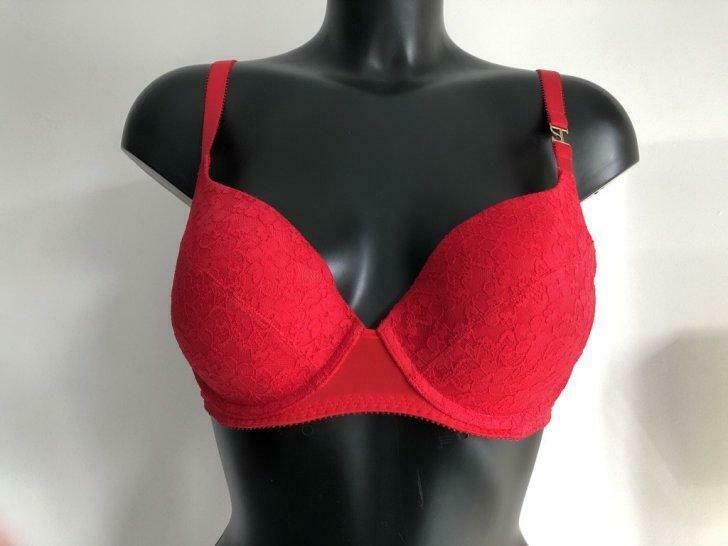 Nieuwe rode BH van Supertrash  - Eur 85 C, Vêtements | Femmes, Sous-vêtements & Lingerie, Rouge, Enlèvement ou Envoi