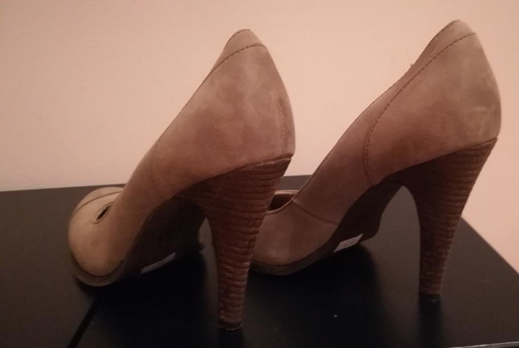 52A* EDC sublieme taupe leren pumps (41), Pumps, Bruin, Verzenden, Zo goed als nieuw