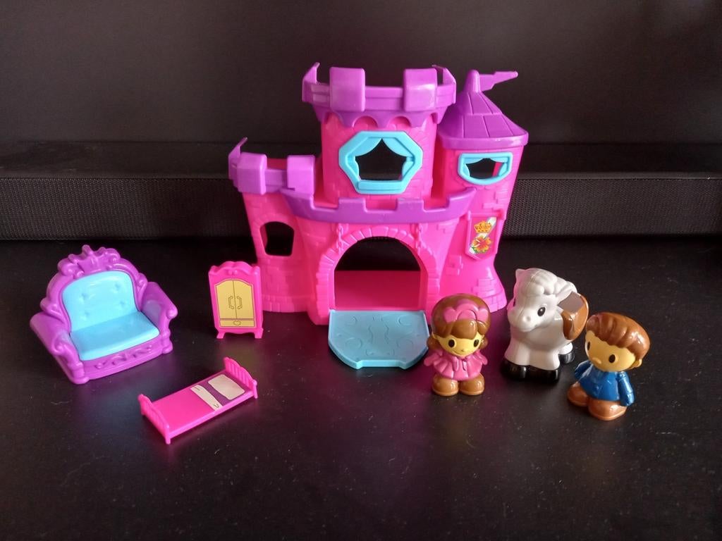 Kasteel met poppetjes, Ophalen of Verzenden