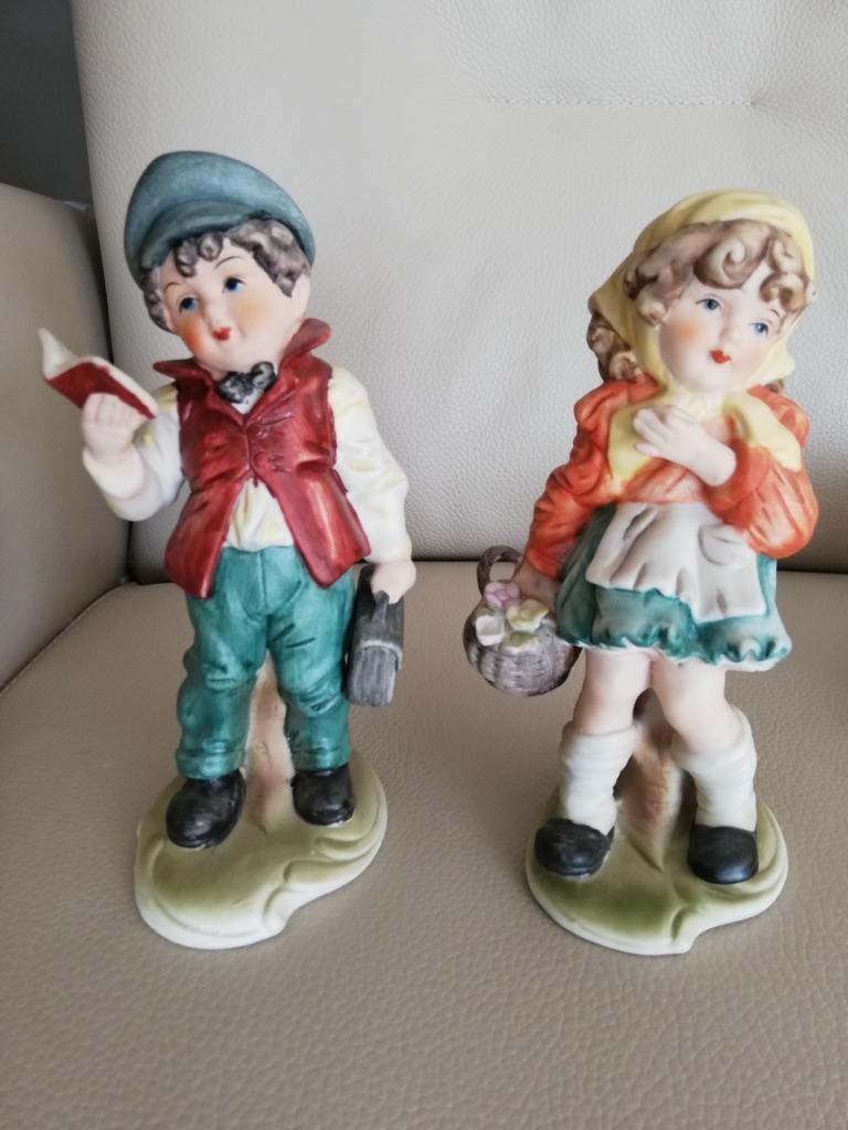 Beeldjes koppel jongen en meisje., Verzamelen, Beelden en Beeldjes, Ophalen of Verzenden, Zo goed als nieuw, Mens