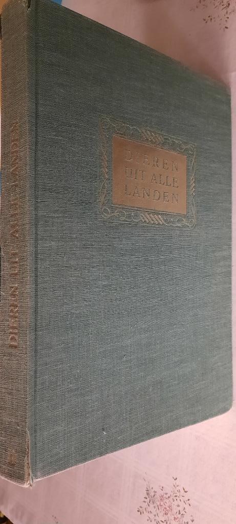 Dieren uit alle landen Artis deel 2, Boeken, Ophalen