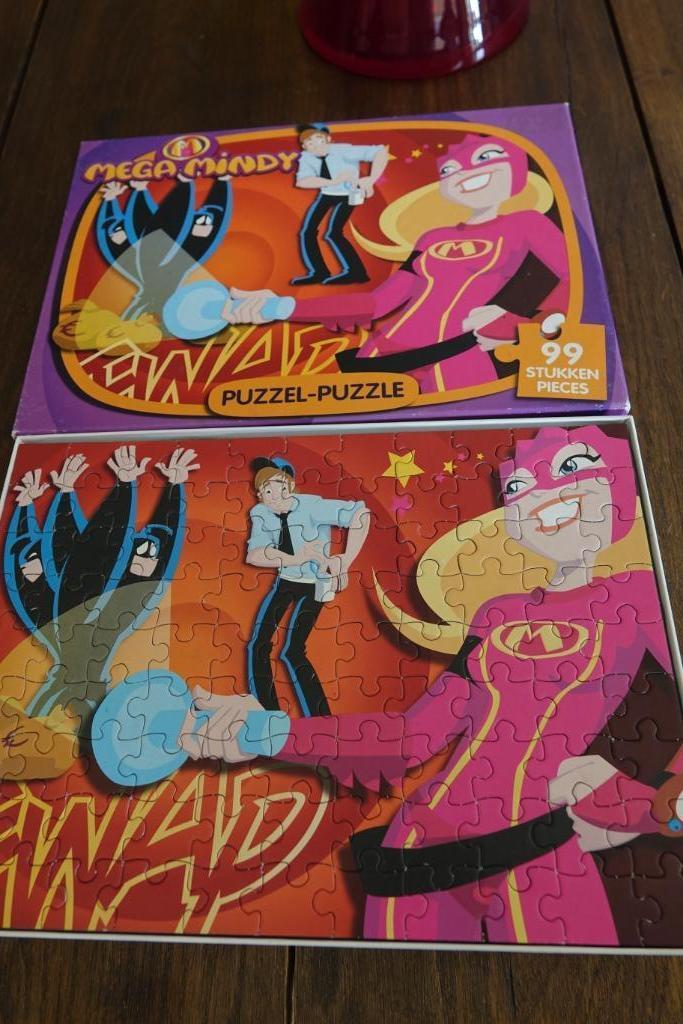 Puzzel 99 stuks Mega Mindy Studio 100, Kinderen en Baby's, Ophalen of Verzenden, Meer dan 50 stukjes, Gebruikt, 4 tot 6 jaar