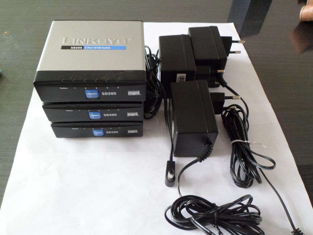 Linksys sd205 ethernet switch 5-poorts 100mbps 3 stuks+Pwr., Ophalen of Verzenden, Zo goed als nieuw