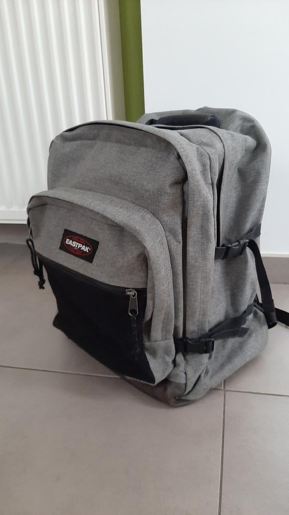 Eastpak Ultimate grijze rugzak van 41 liter - zeer goede sta, Rugtas, Ophalen of Verzenden, Zo goed als nieuw, Grijs