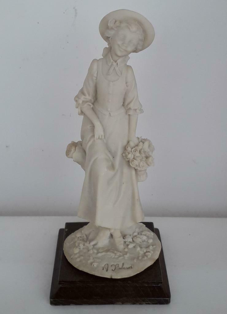 Figurine en porcelaine - A. Belcari - 1994, Enlèvement ou Envoi, Comme neuf, Humain