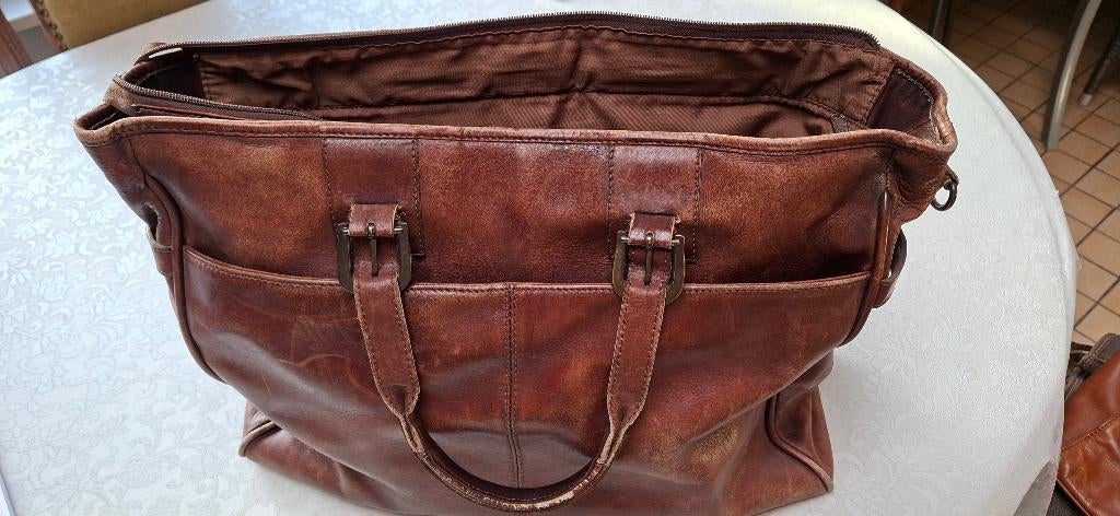 Tijdlose klasse boeken,laptop,werk of schooltas merk Tibana, Cuir, Enlèvement ou Envoi, 30 à 40 cm, Brun