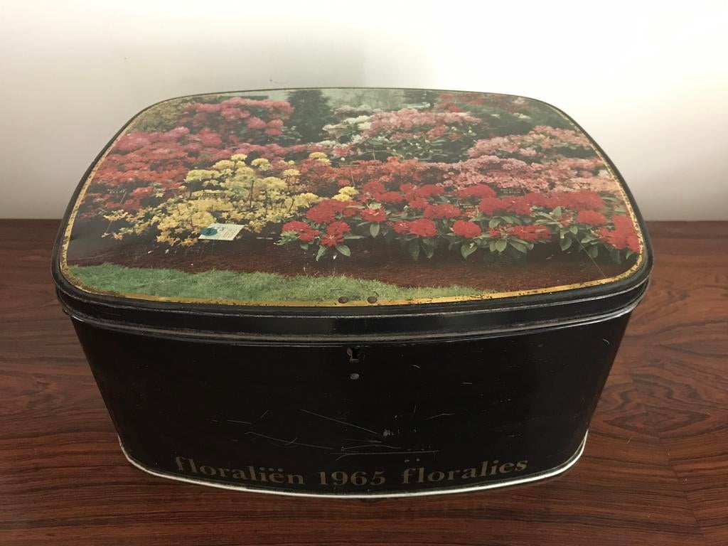 Groot blik blikken doos bloemen floralien 1965, Verzamelen, Ophalen of Verzenden, Gebruikt