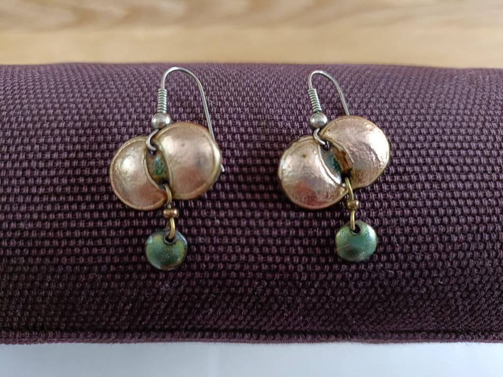 Boucles d'oreilles vintage, Handtassen en Accessoires, Oorbellen, Ophalen of Verzenden, Groen
