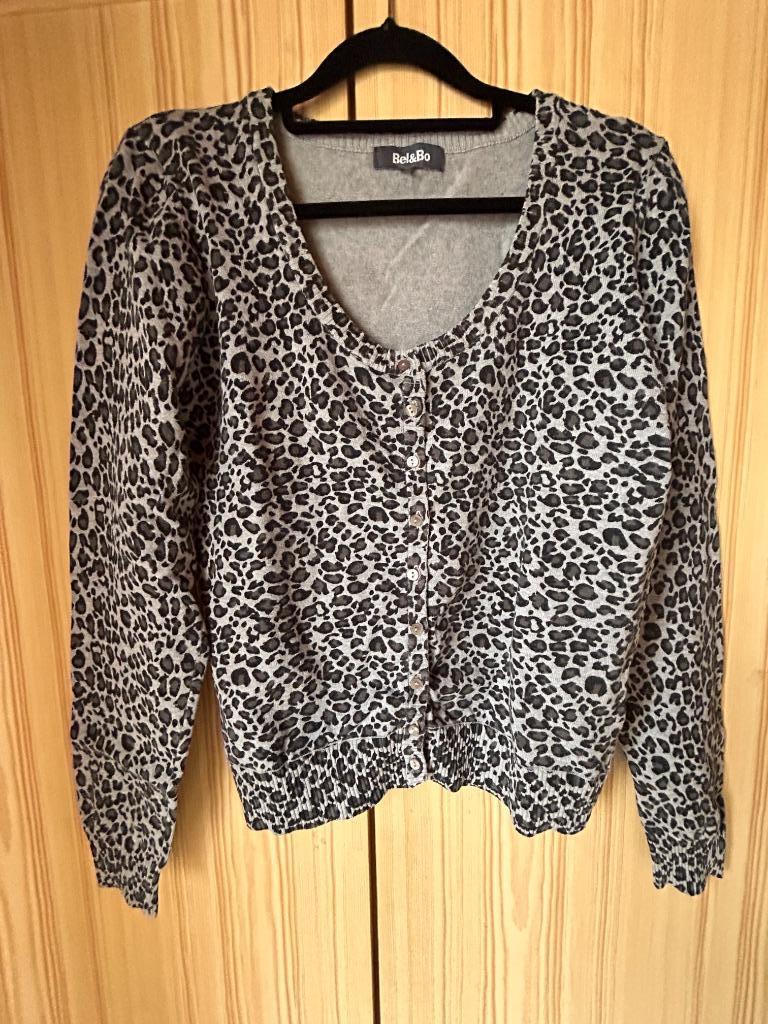 Gilet Bel & Bo large, Taille 42/44 (L), Gris, Enlèvement ou Envoi, Bel & Bo