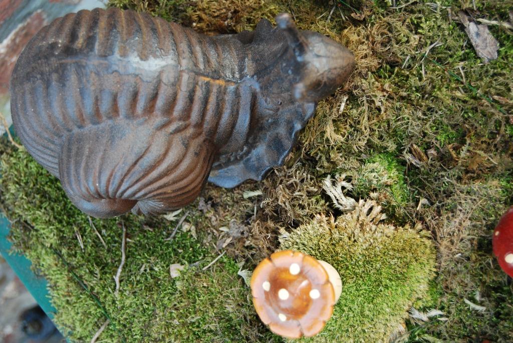 Grote gietijzeren slak, Tuin en Terras, Tuinbeelden, Ophalen of Verzenden, Nieuw, Overige materialen, Dierenbeeld