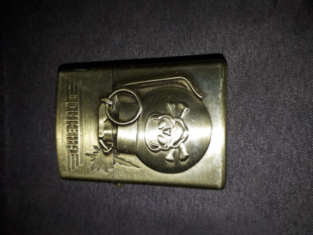 Briquet à essence grenade, Collections, Enlèvement ou Envoi, Briquet