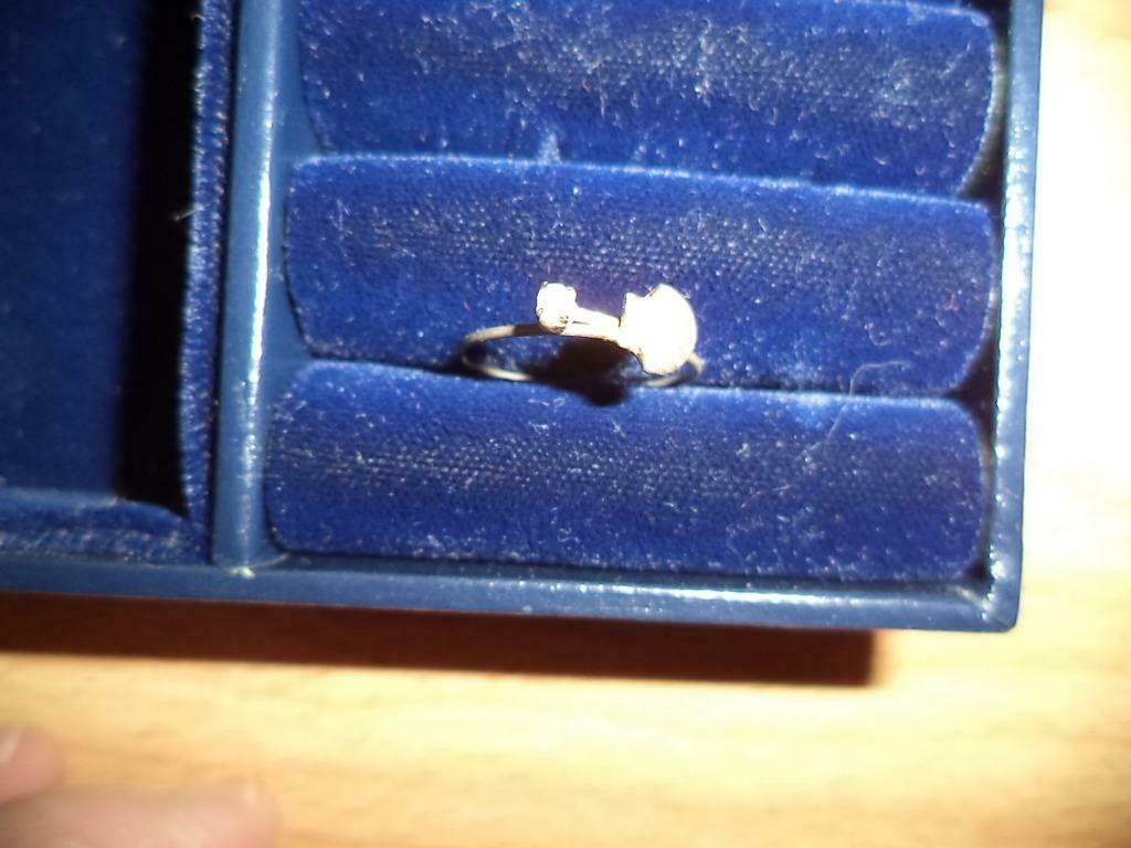 juweel : ring met glittersteentje en schelp, Kunststof, Gebruikt, 19 tot 20, Ophalen of Verzenden