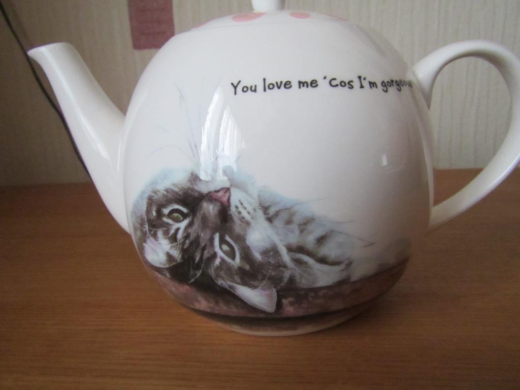 theepot "katten", Verzamelen, Ophalen of Verzenden, Zo goed als nieuw, Porselein, Overige typen