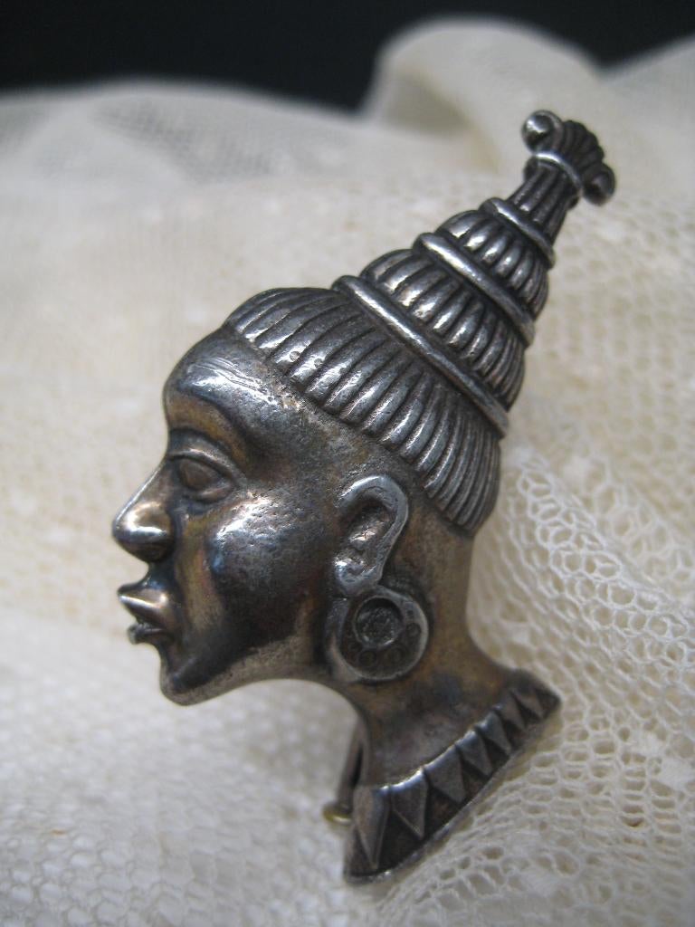 OUDE BROCHE VROUW, Bijoux, Sacs & Beauté, Bijoux anciens, Enlèvement ou Envoi, Cuivre, Broche