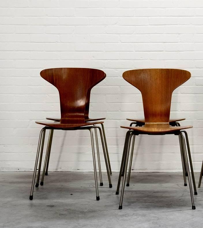 Fritz Hansen stoelen (rugleuning zwak), prijs is per stuk, Ophalen, Bruin, Vijf, Zes of meer stoelen, Hout