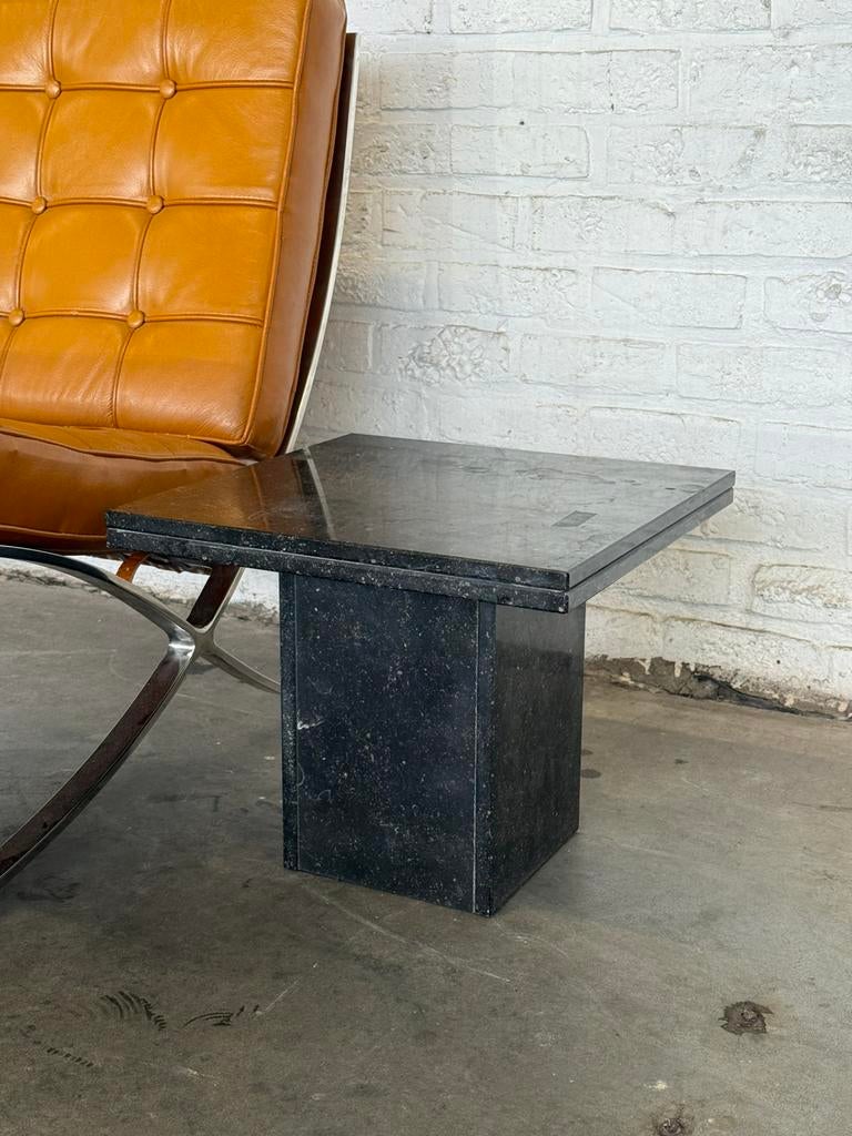 Table d’appoint en marbre noir – Design moderniste, Enlèvement